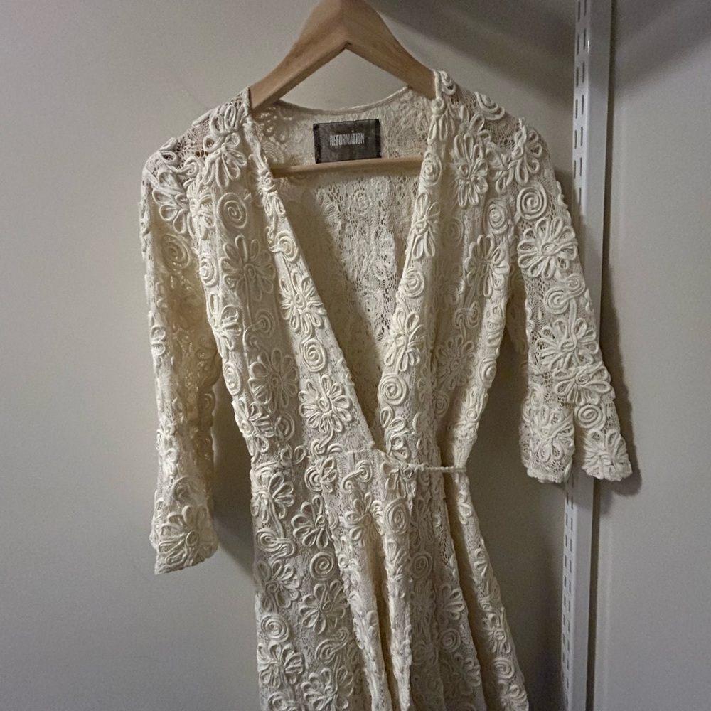 Size 2 Reformation white floral dress